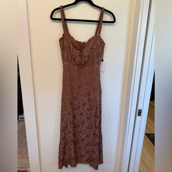 Astr Mauve/Brown Floral Midi Dress - Picture 1 of 4